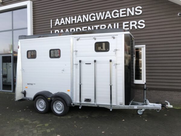Aktieprijzen Humbaur paardentrailers Modellen 2025! - Afbeelding 9