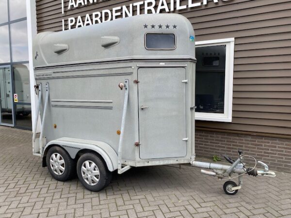 Heja 1 1/2 Paardstrailer!