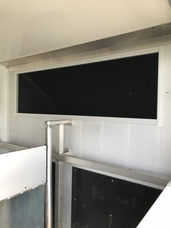 Nette! Mercedes 2-Paardsauto en Trailer 2-Paards Aluminium opbouw Zeer compleet! - Afbeelding 11
