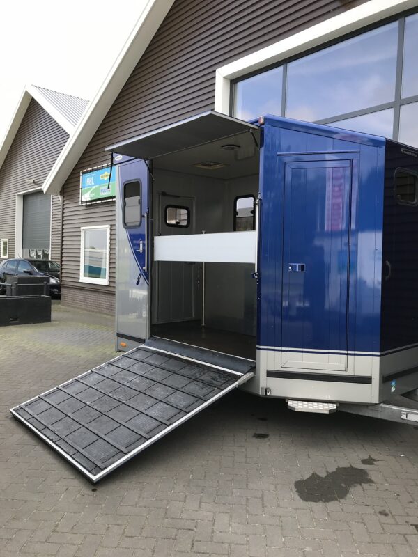 Nette! Mercedes 2-Paardsauto en Trailer 2-Paards Aluminium opbouw Zeer compleet! - Afbeelding 6