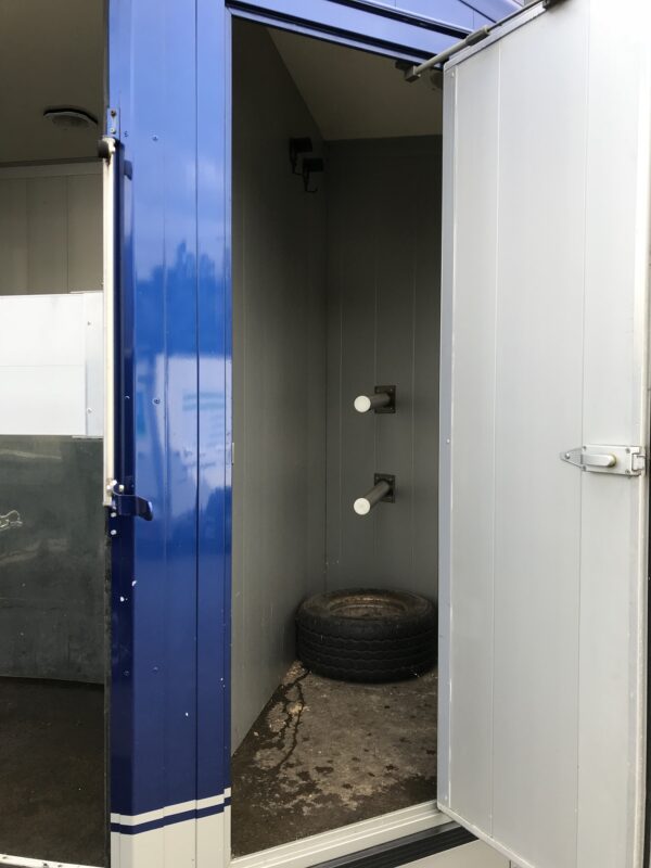 Nette! Mercedes 2-Paardsauto en Trailer 2-Paards Aluminium opbouw Zeer compleet! - Afbeelding 8